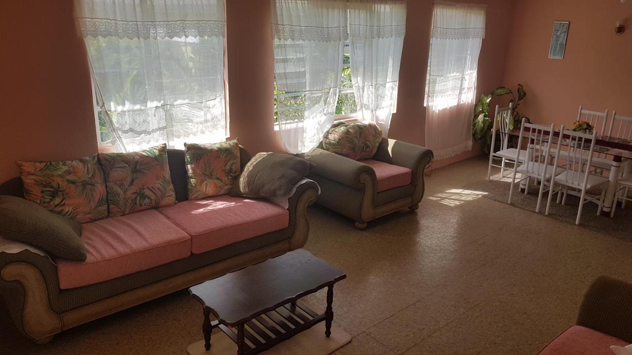 Rain Apartment Bridgetown Luaran gambar